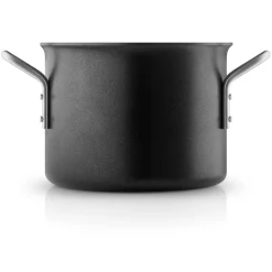 Eva Solo Gryder^Black line gryde - 2,5 liter - keramisk Slip-Let®